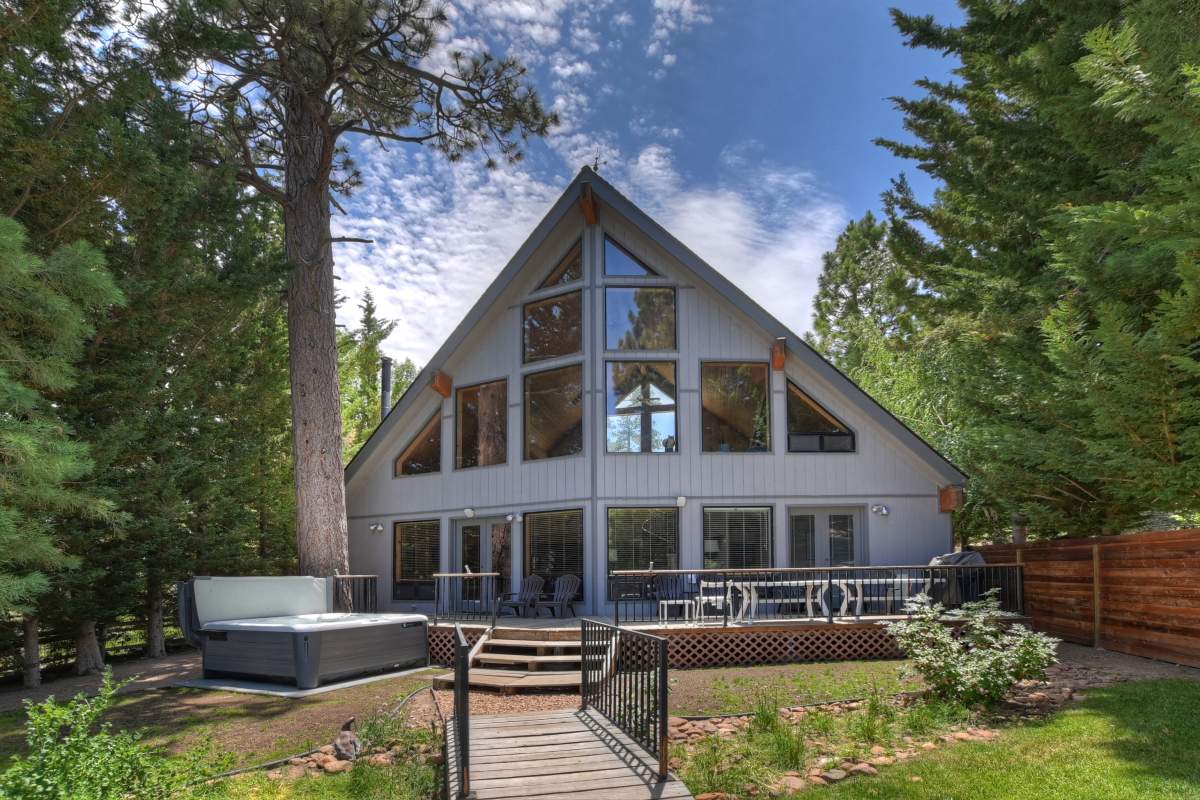 39832 Lakeview Dr 39832 Lakeview Dr