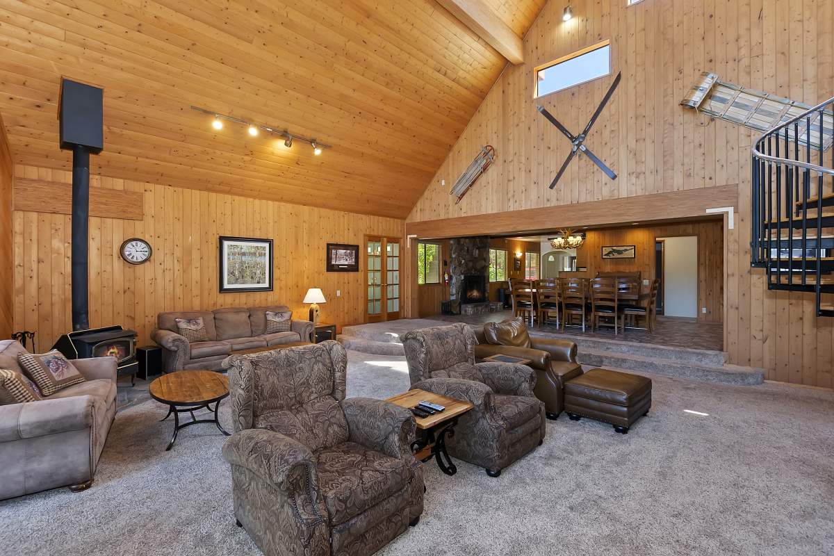 39832 Lakeview Dr 39832 Lakeview Dr