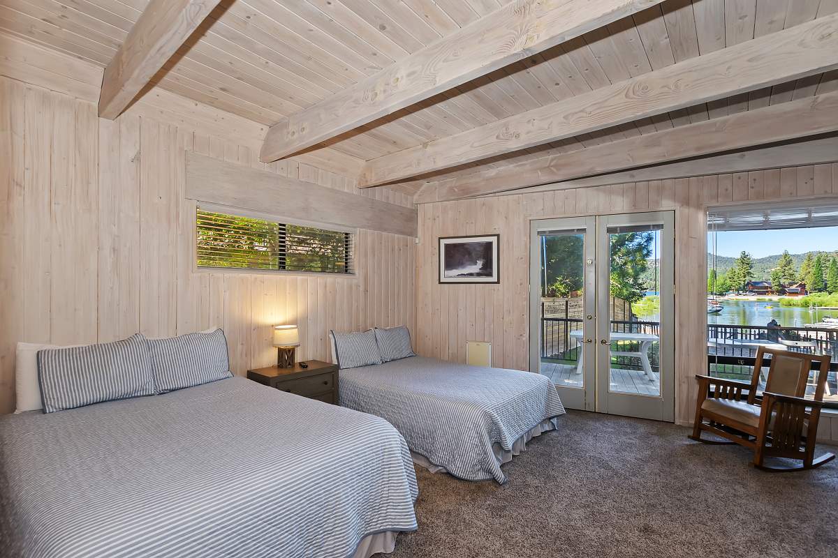 037_Bedroom 037_Bedroom