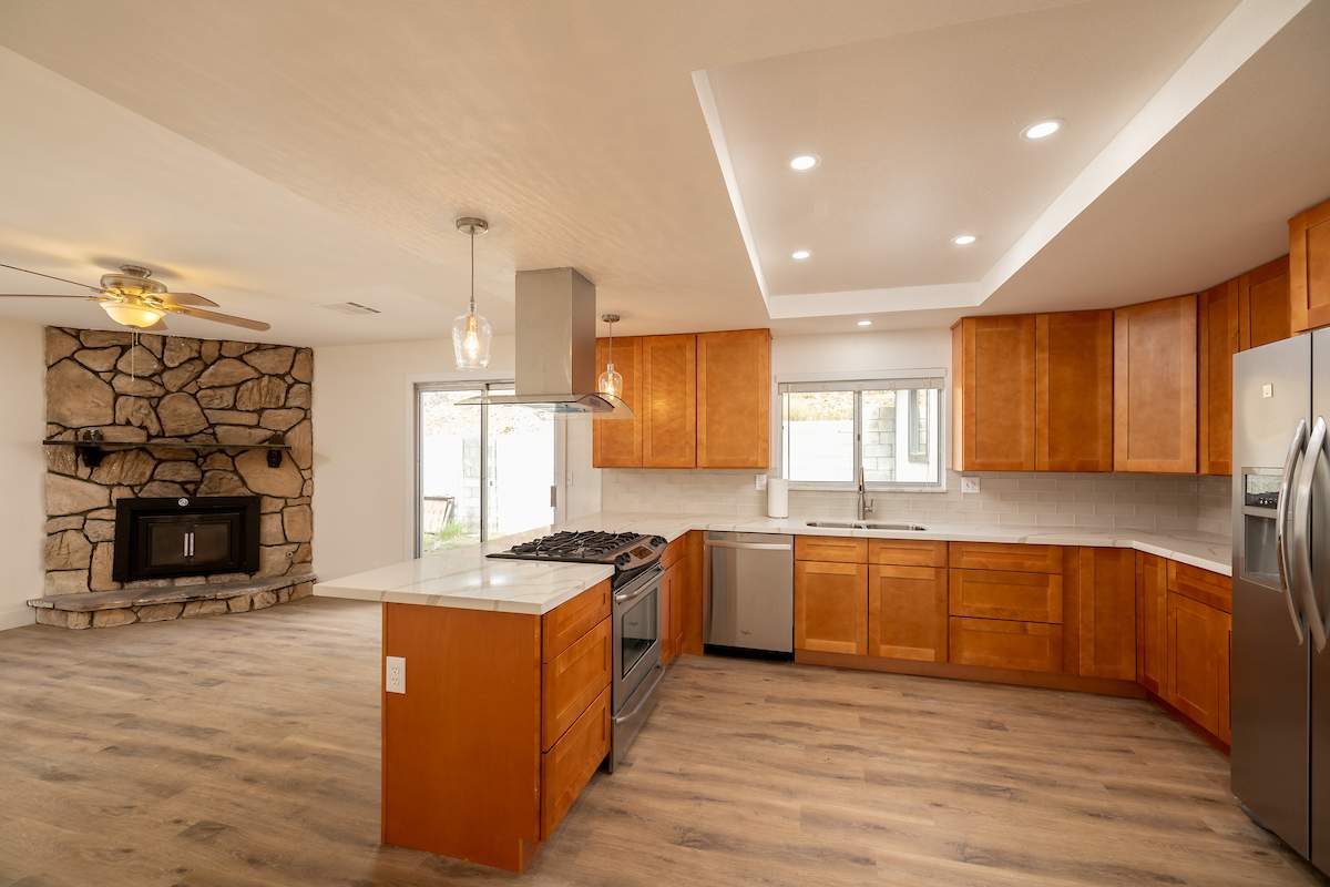 1037 Van Dusen Canyon Rd 1037 Van Dusen Canyon Rd