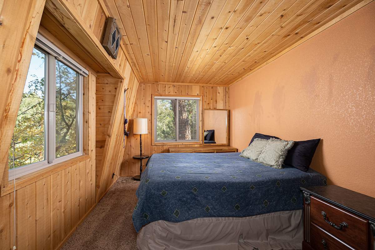 1195 S Minton Ave 1195 S Minton Ave