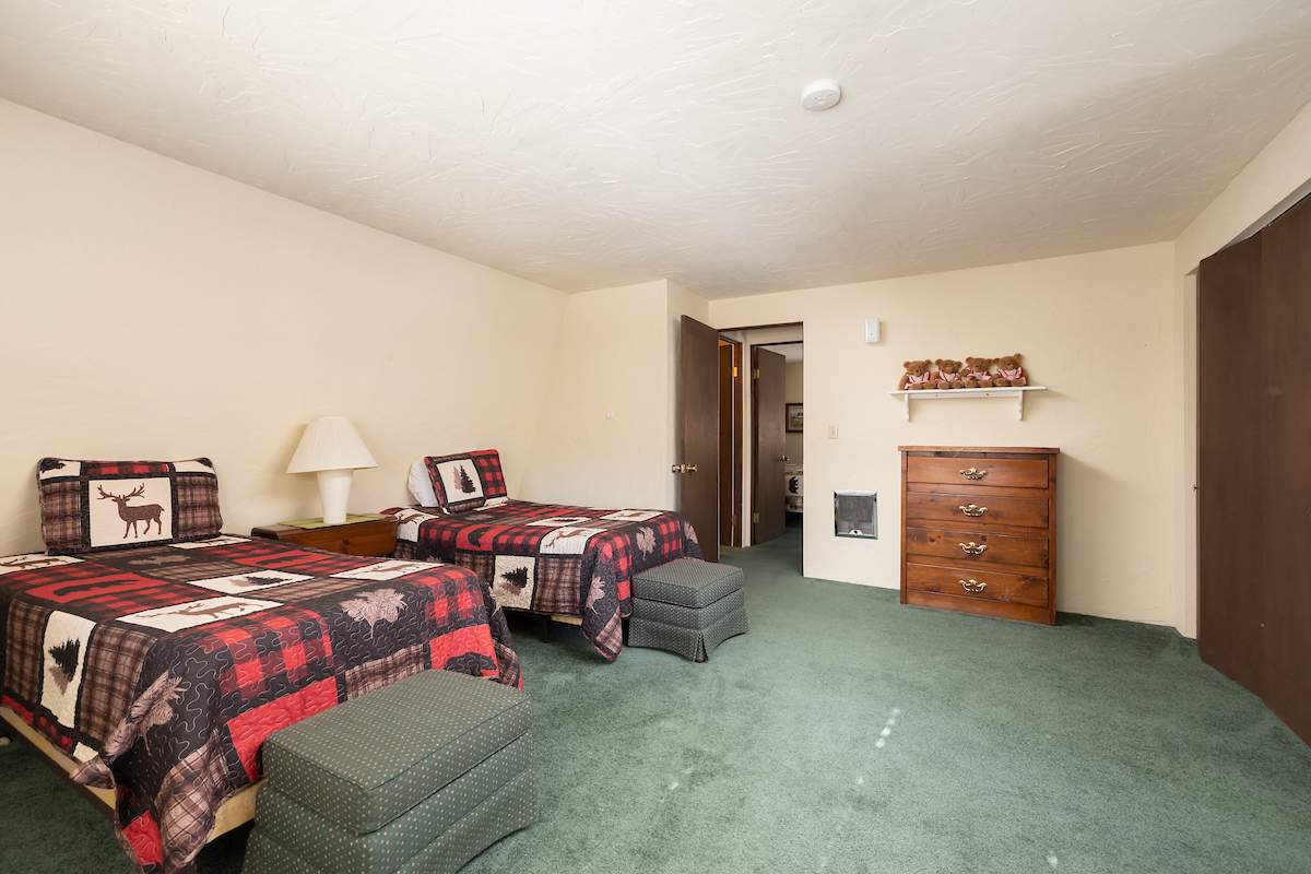 168 Teakwood Dr 168 Teakwood Dr