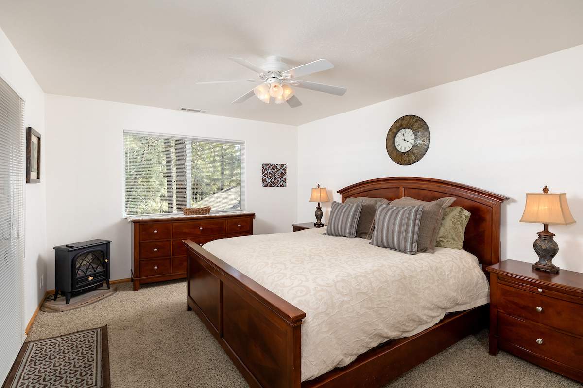 203 Knoll Rd 203 Knoll Rd