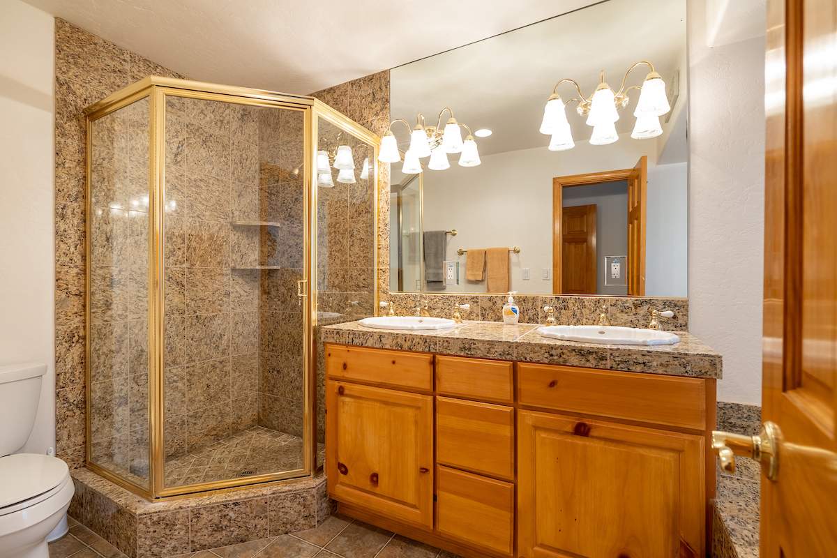 203 Knoll Rd 203 Knoll Rd