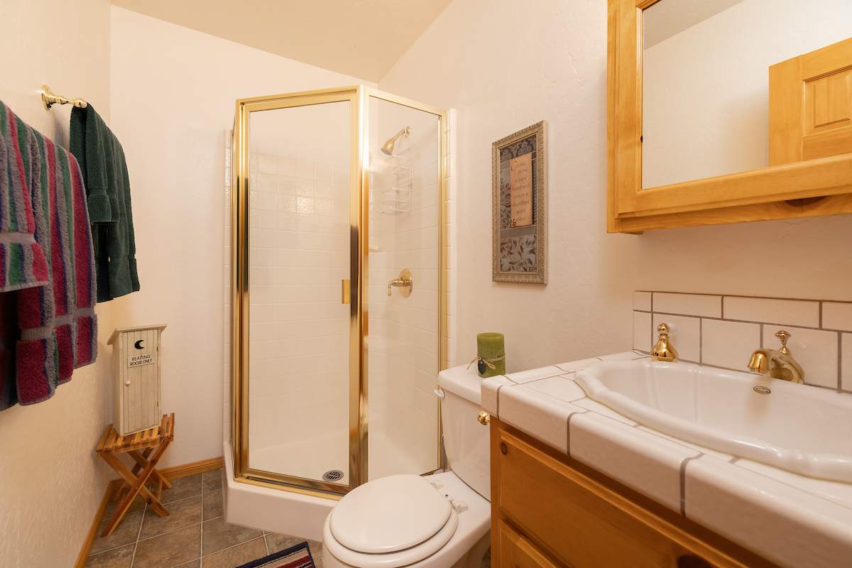 203 Knoll Rd 203 Knoll Rd