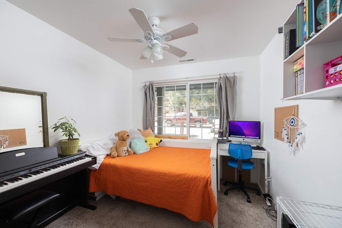 2100 4th Ln 2100 4th Ln