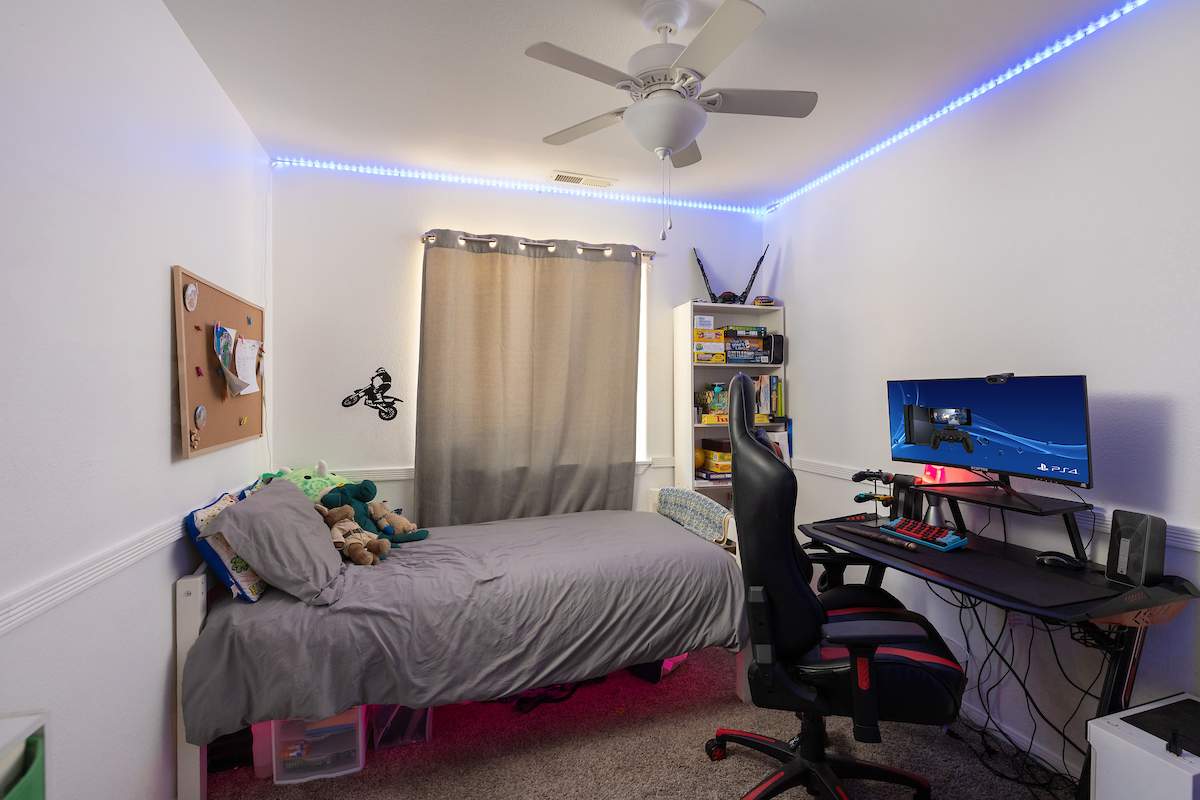 2100 4th Ln 2100 4th Ln