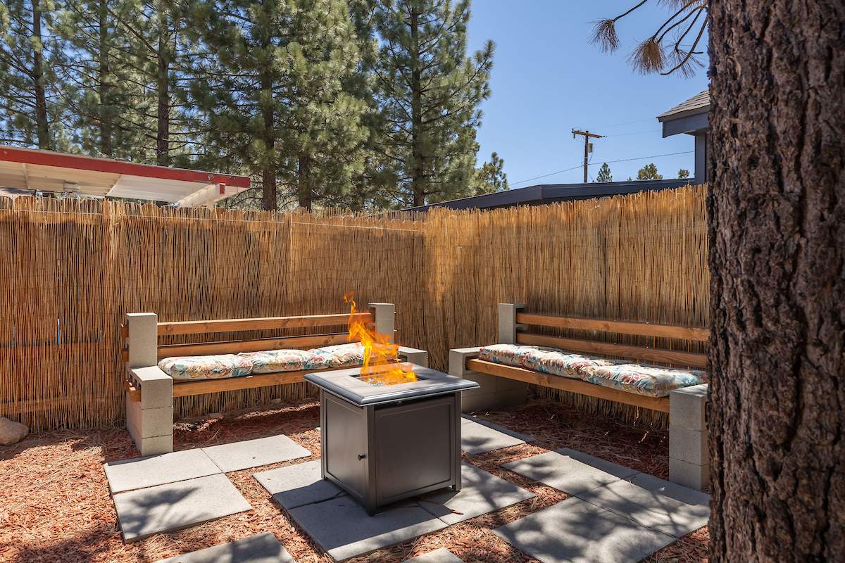 2100 4th Ln 2100 4th Ln