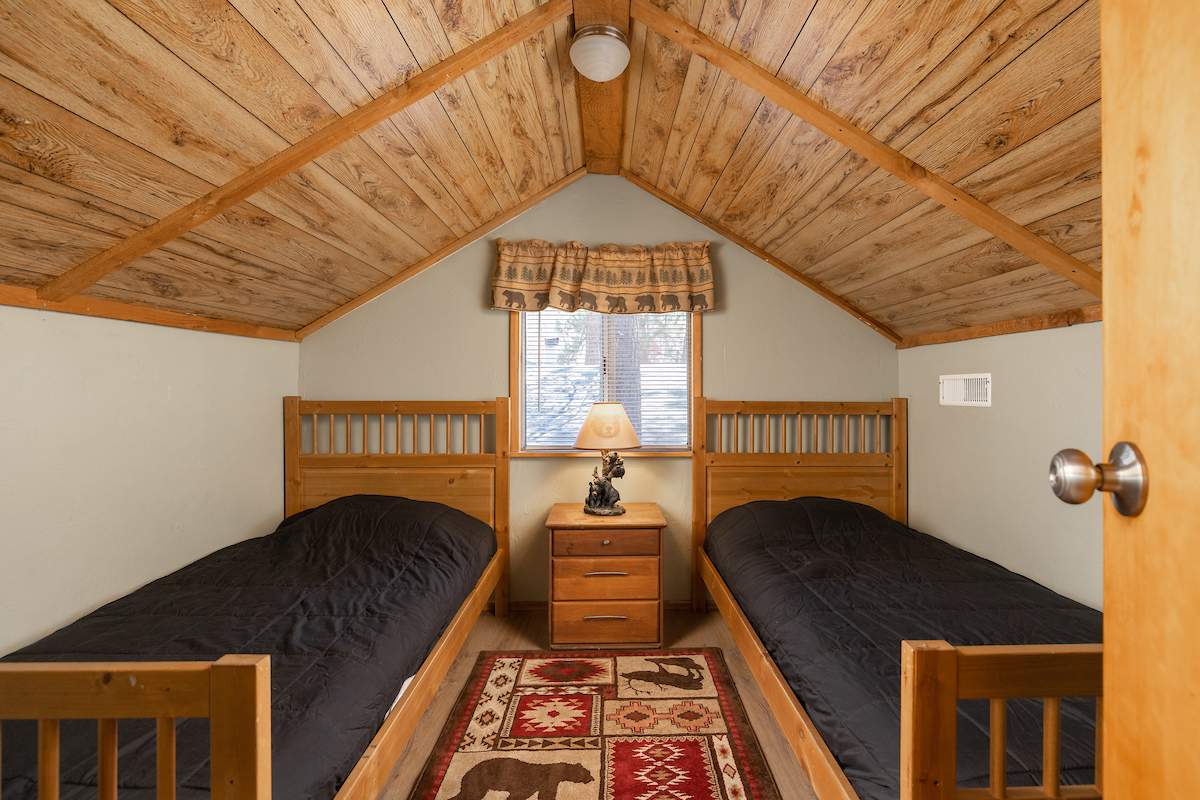 300 Los Angeles Ave 300 Los Angeles Ave