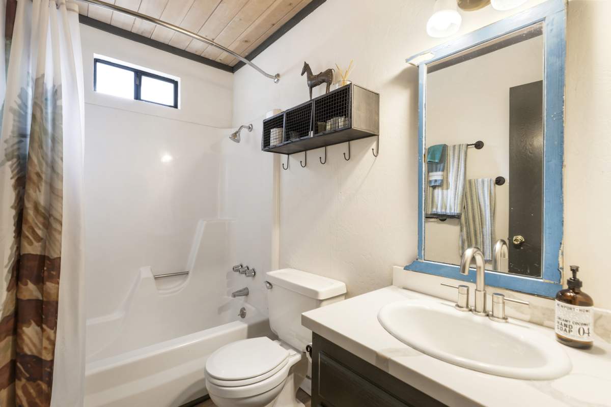 43497 Colusa Ct 43497 Colusa Ct