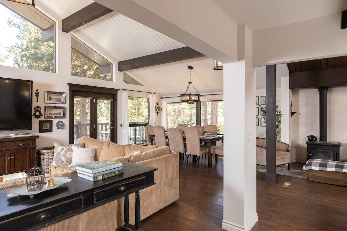 368 Olympic Dr 368 Olympic Dr