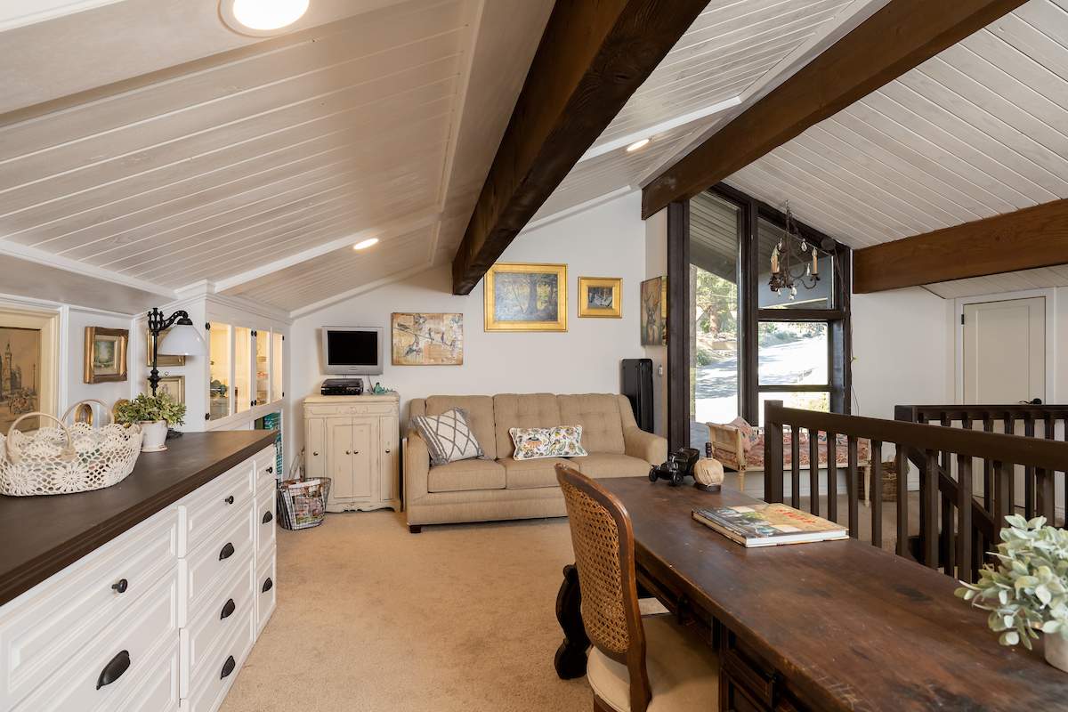 368 Olympic Dr 368 Olympic Dr