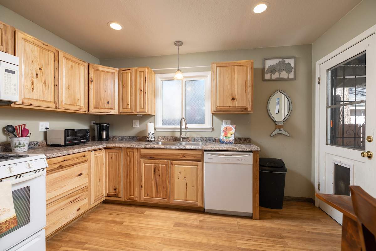 373 Victoria Ln 373 Victoria Ln