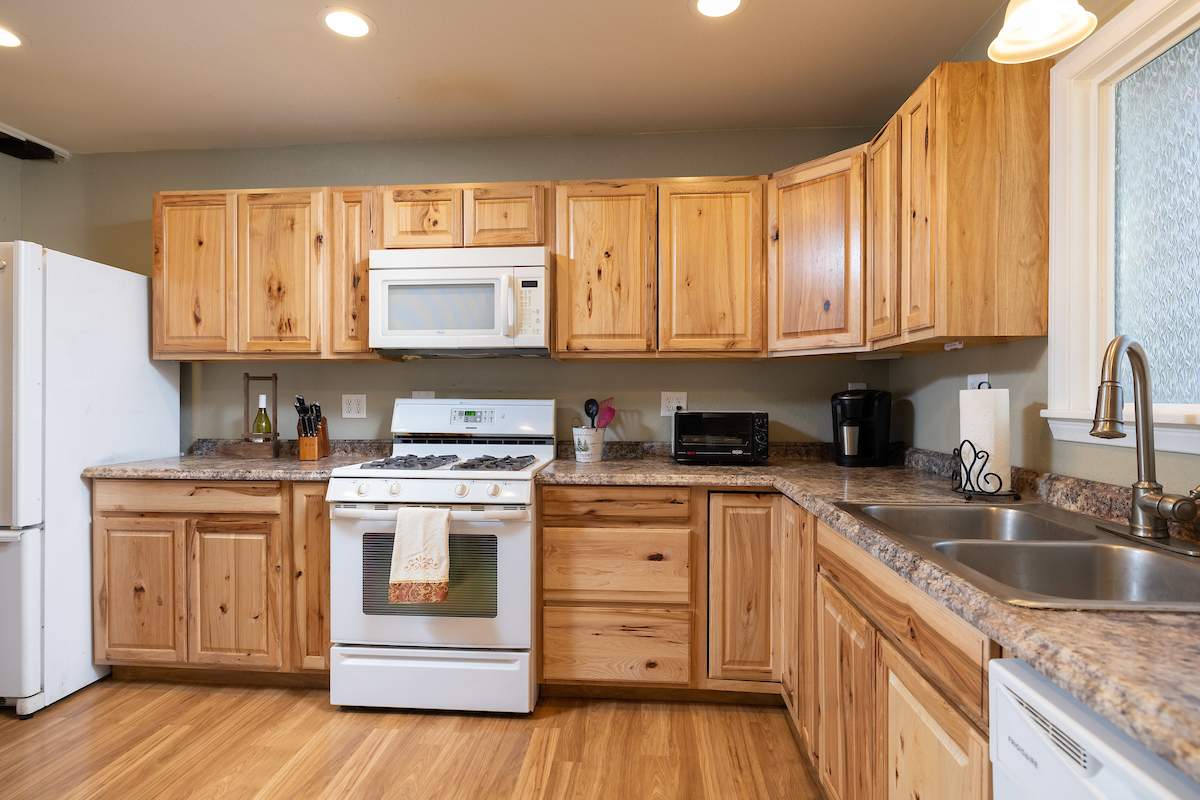 373 Victoria Ln 373 Victoria Ln