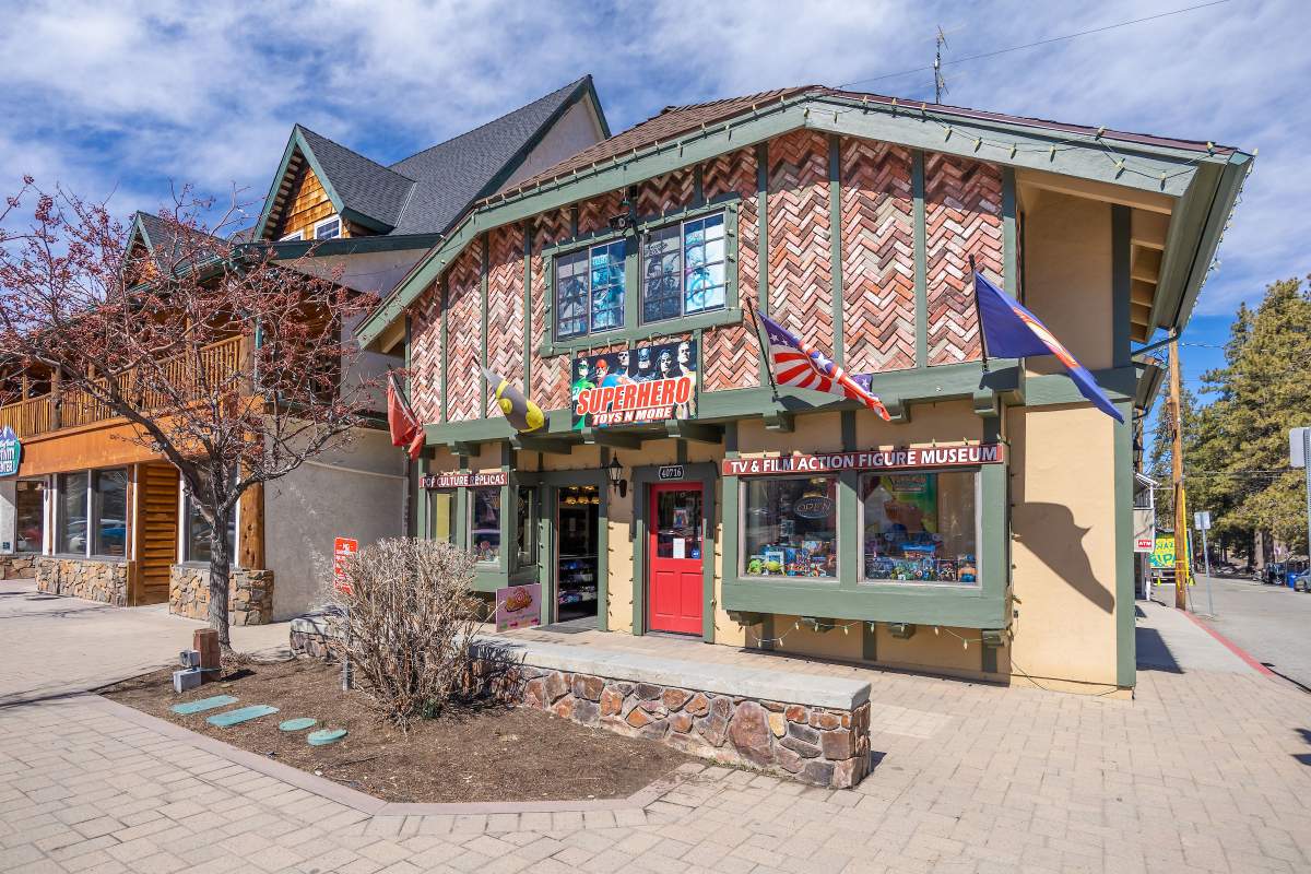 40716 Village Dr 40716 Village Dr