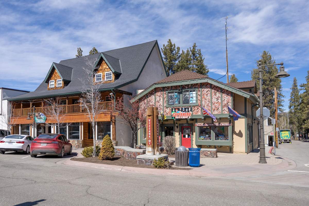 40716 Village Dr 40716 Village Dr