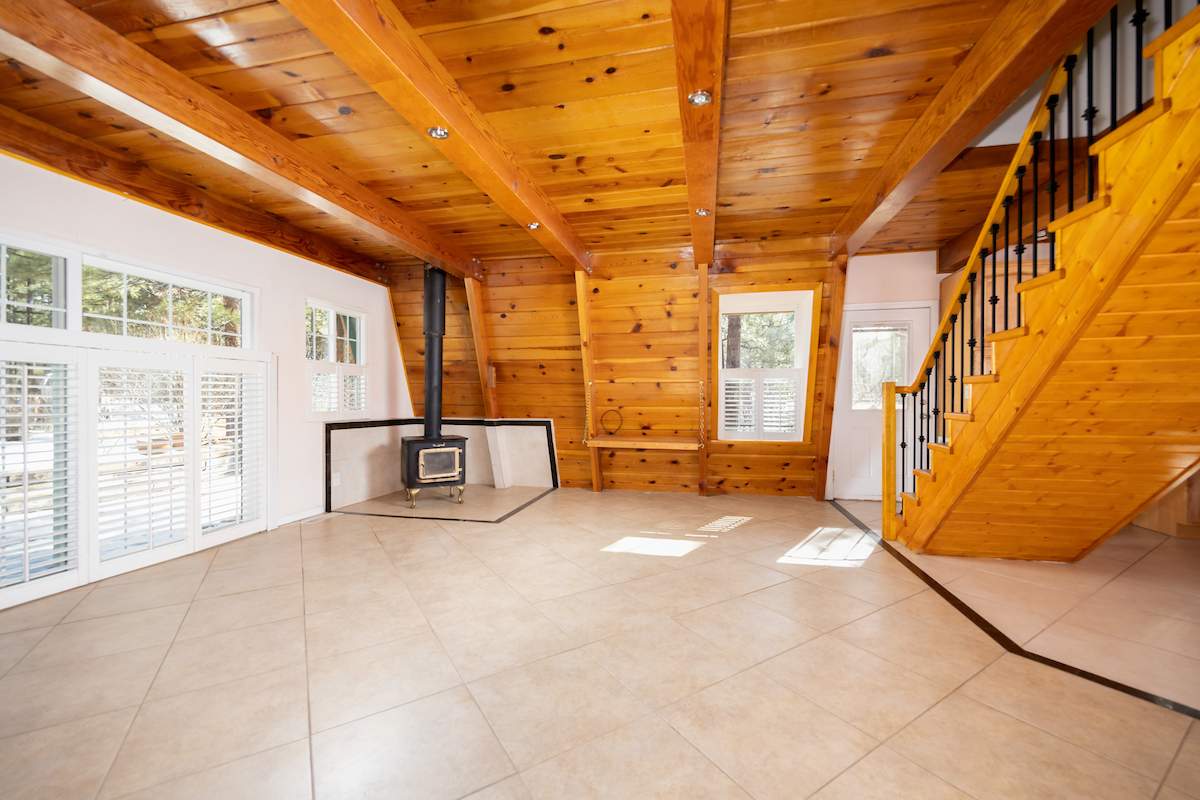 42413 Tioga Dr 42413 Tioga Dr