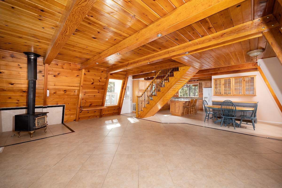 42413 Tioga Dr 42413 Tioga Dr