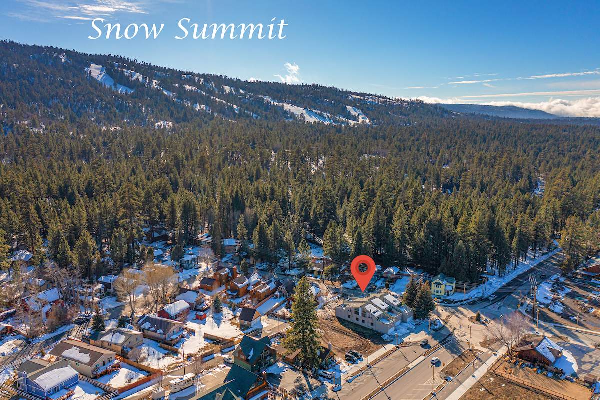 42533 Moonridge Road #4 42533 Moonridge Road #4