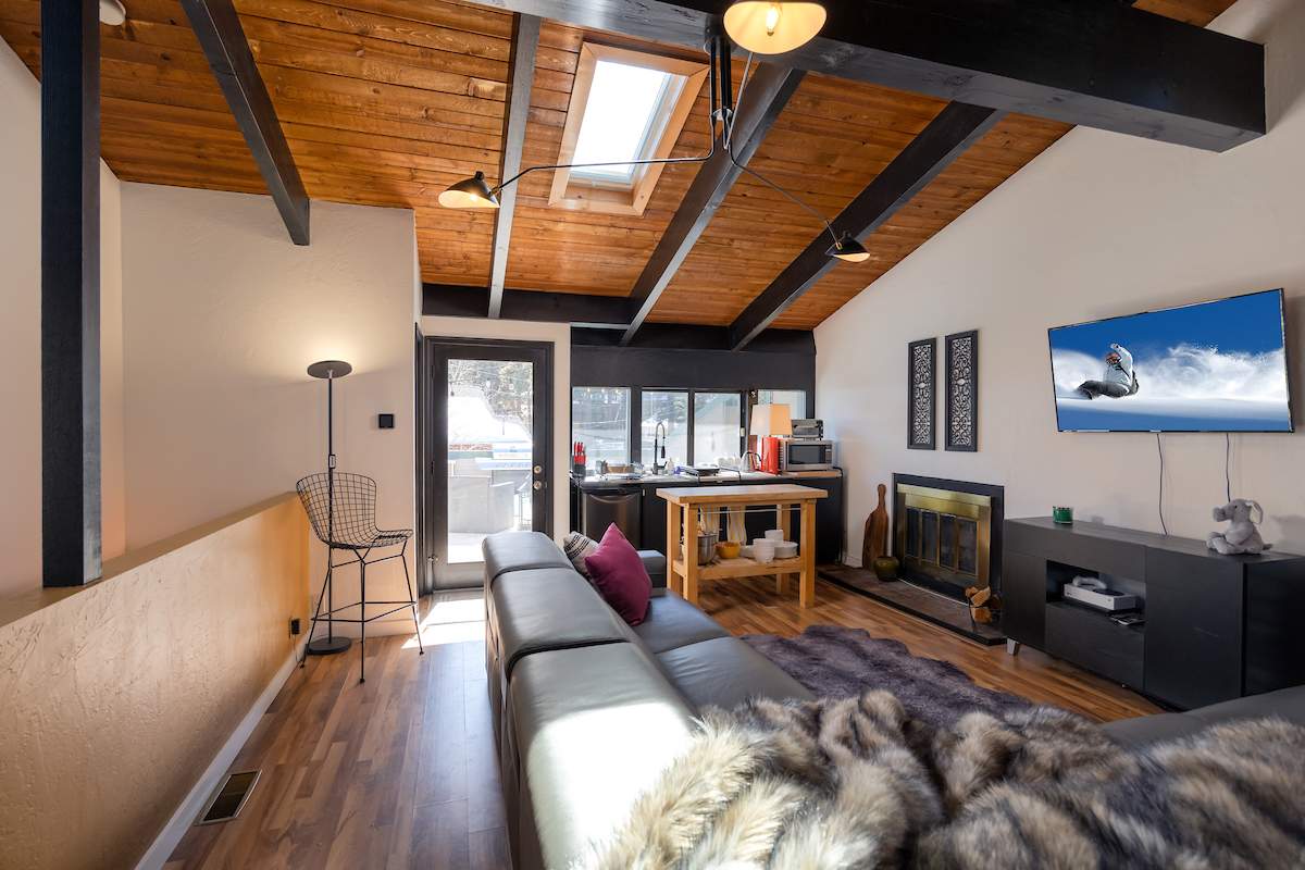 42533 Moonridge Road #4 42533 Moonridge Road #4