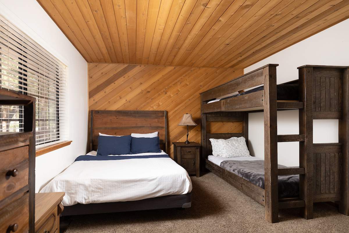 42656 Constellation Dr 42656 Constellation Dr