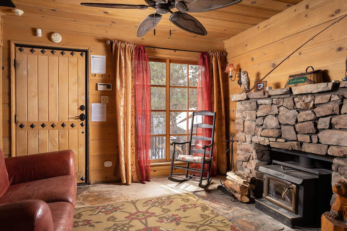 42770 Conifer Dr 42770 Conifer Dr