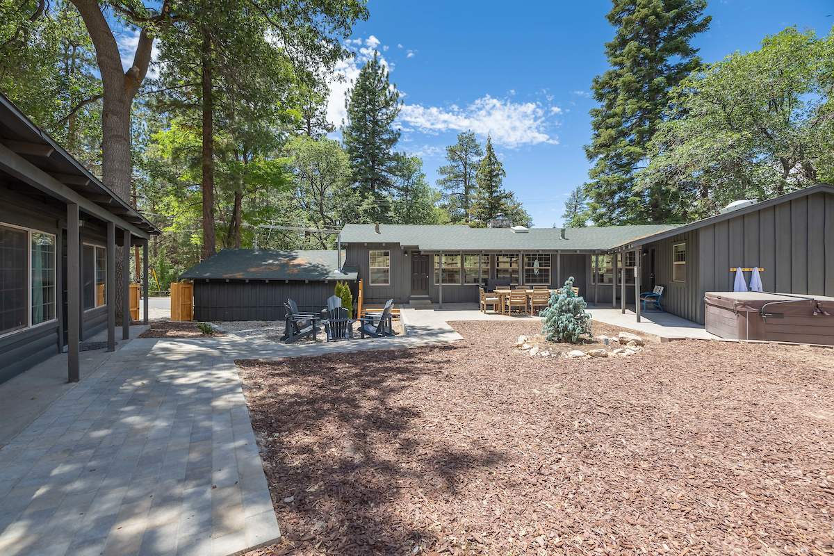 43136 Moonridge Rd 43136 Moonridge Rd