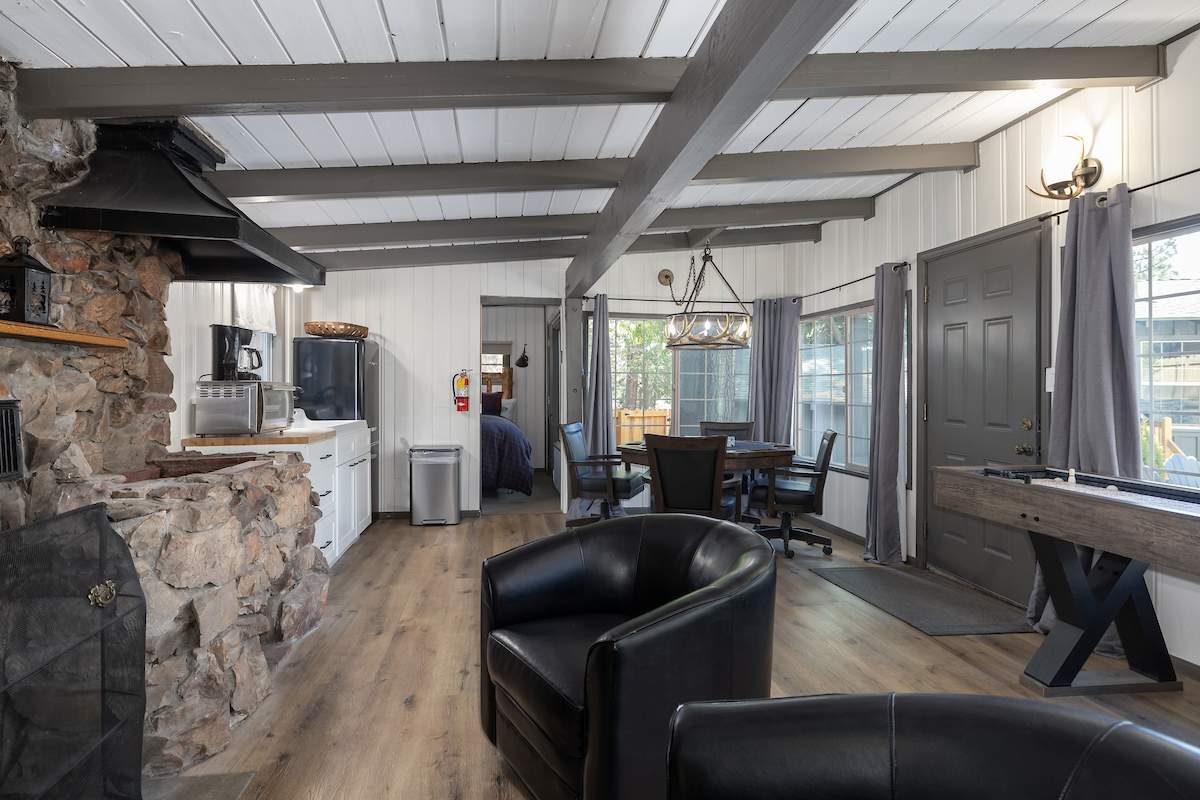 43136 Moonridge Rd 43136 Moonridge Rd