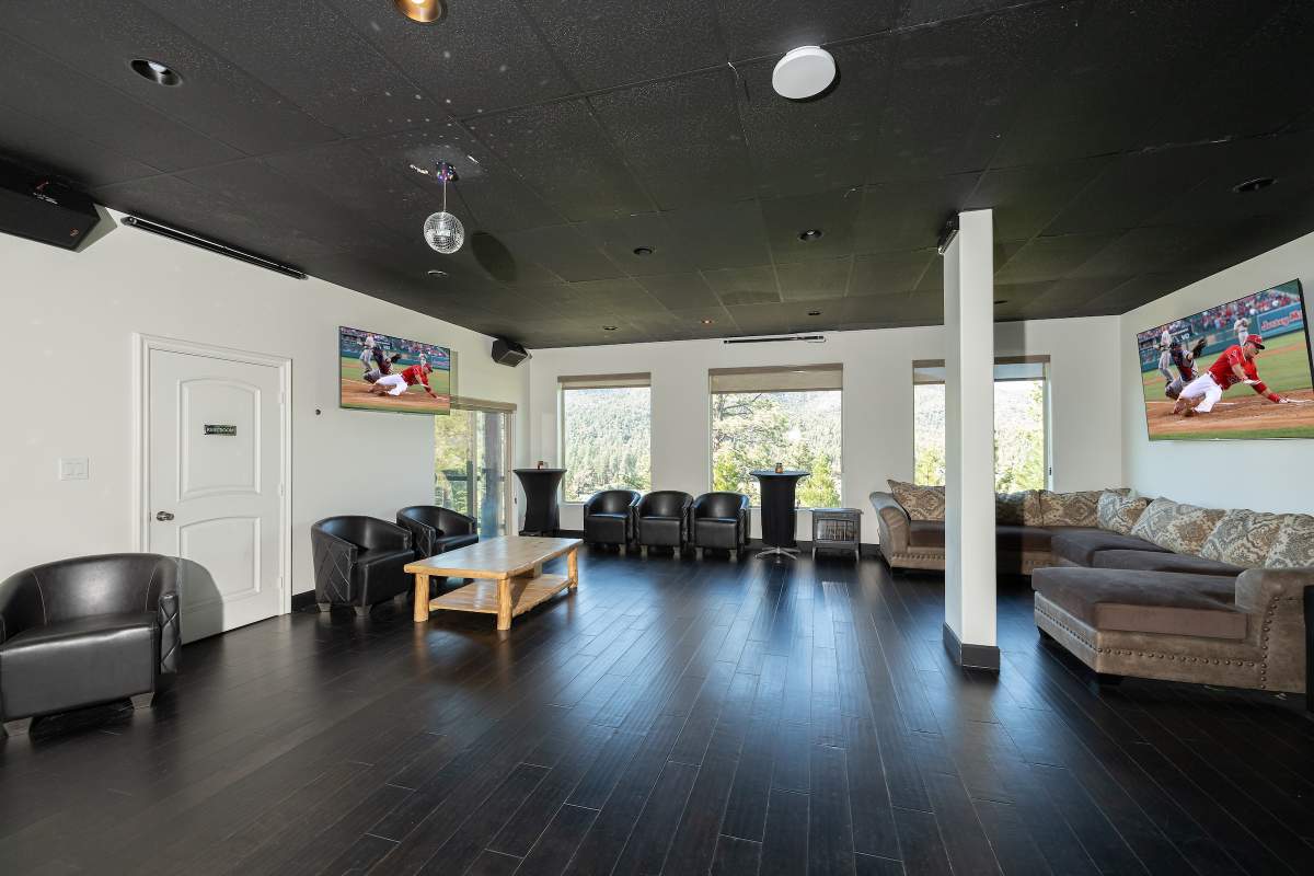 477 Windsong Pl 477 Windsong Pl