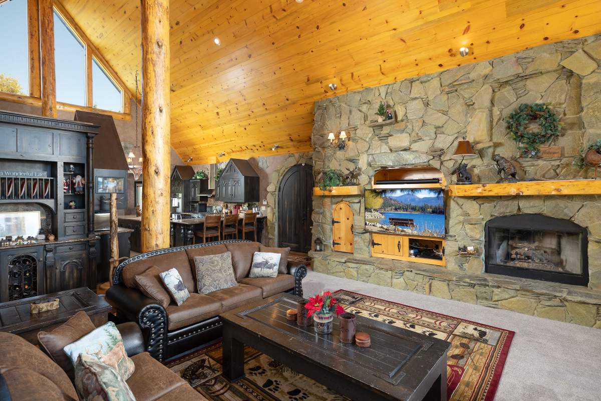 477 Windsong Pl 477 Windsong Pl