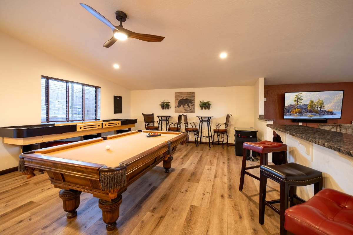 708 Circle Ln 708 Circle Ln