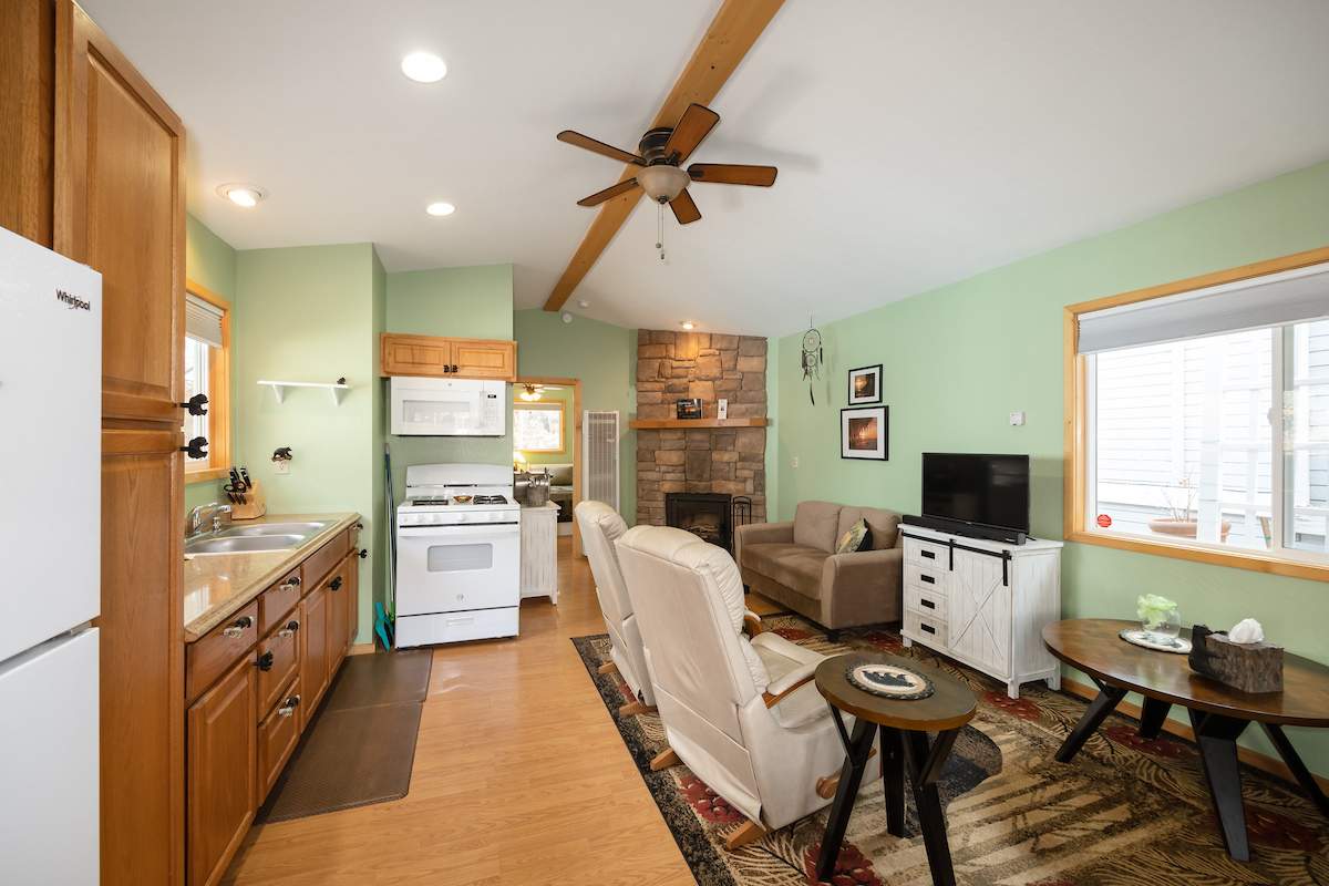 745 Cedar Ave 745 Cedar Ave