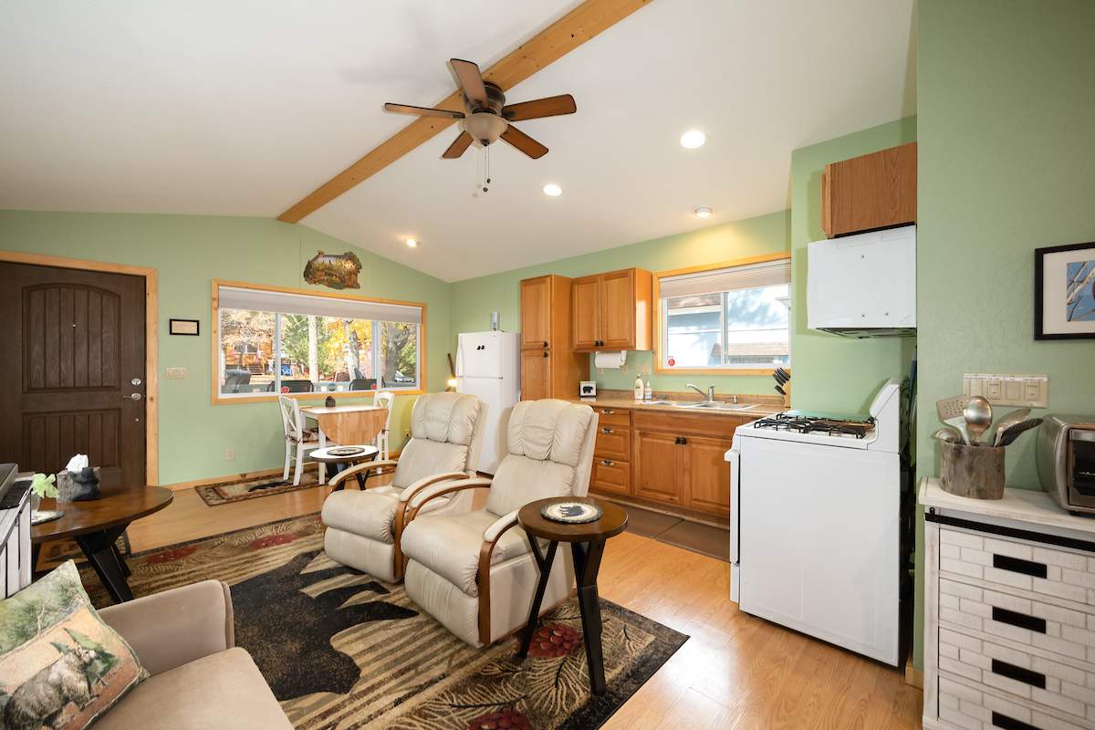 745 Cedar Ave 745 Cedar Ave