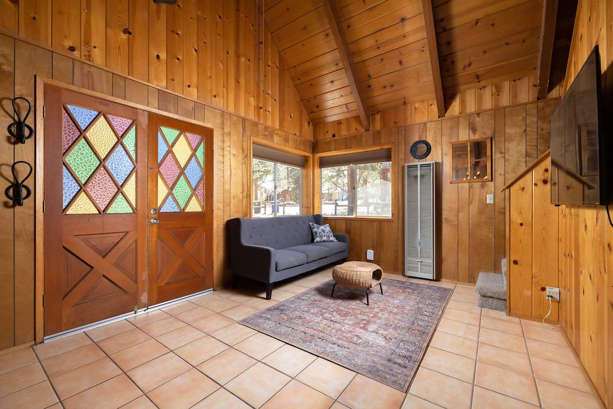 750 Los Angeles Ave 750 Los Angeles Ave