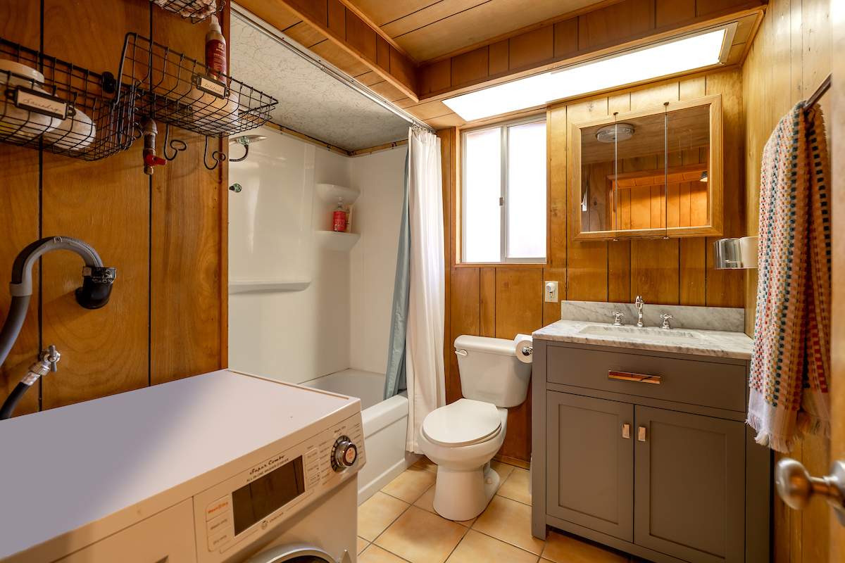 750 Los Angeles Ave 750 Los Angeles Ave