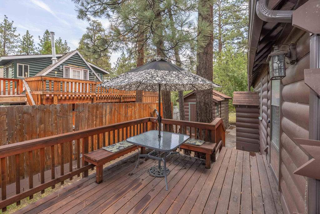 229 E Sherwood 229 E Sherwood