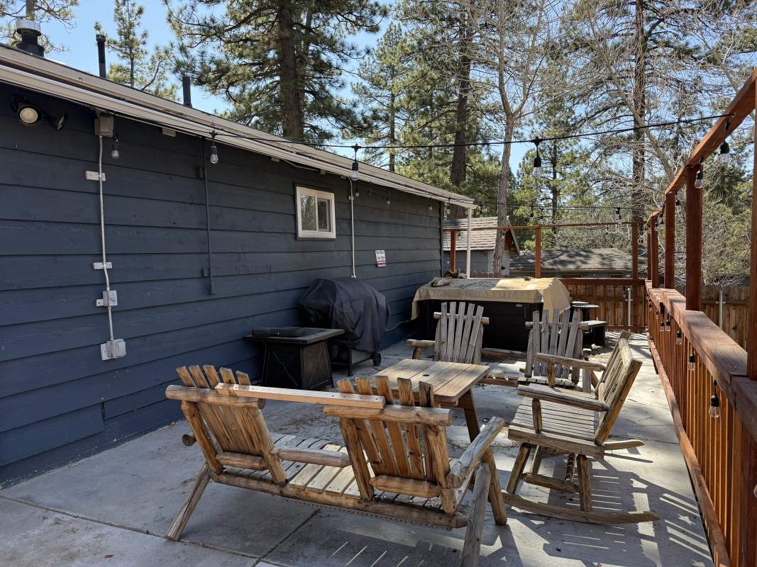 40110 Highland Rd 40110 Highland Rd