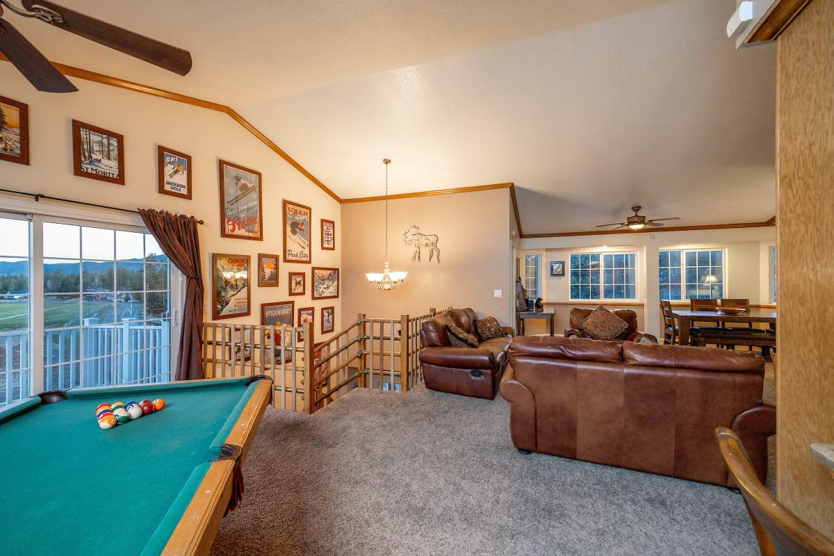 43095 Moonridge Rd 43095 Moonridge Rd