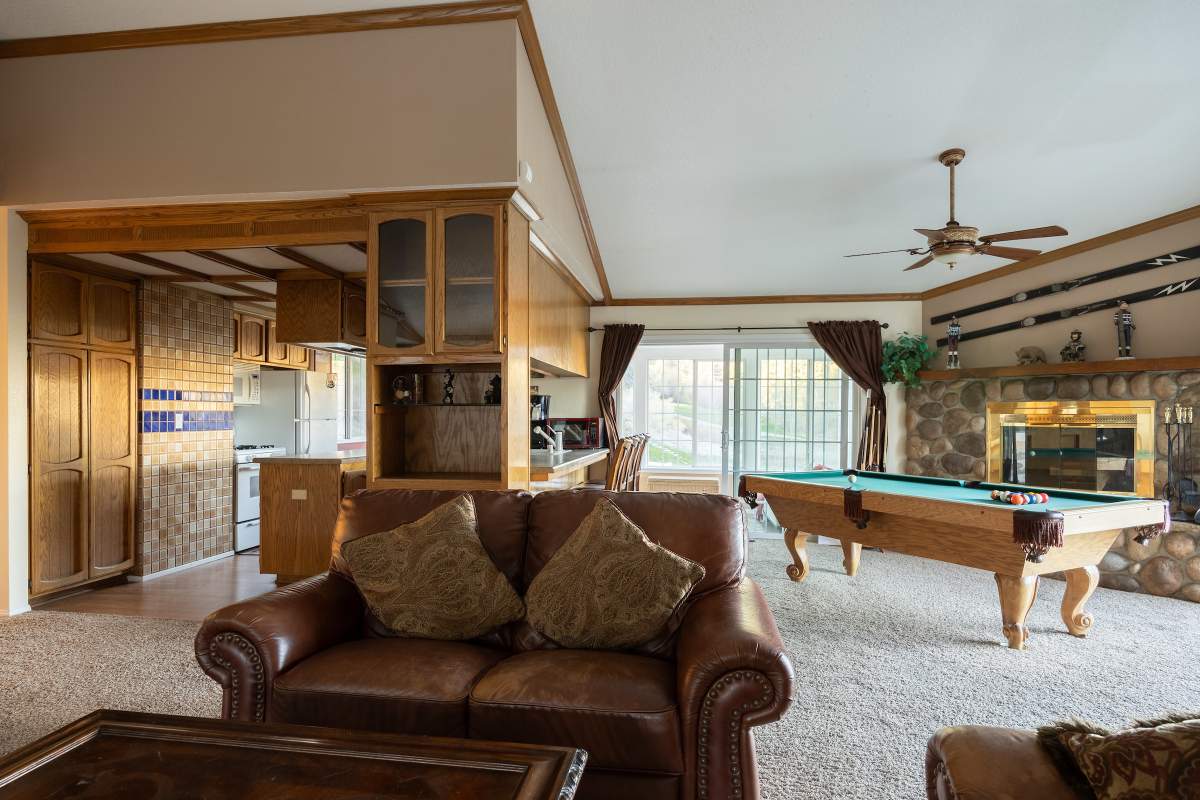 43095 Moonridge Rd 43095 Moonridge Rd