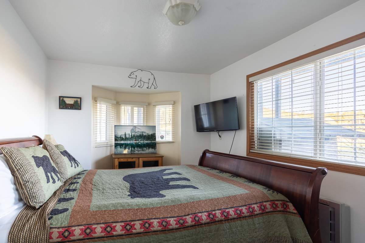 43095 Moonridge Rd 43095 Moonridge Rd