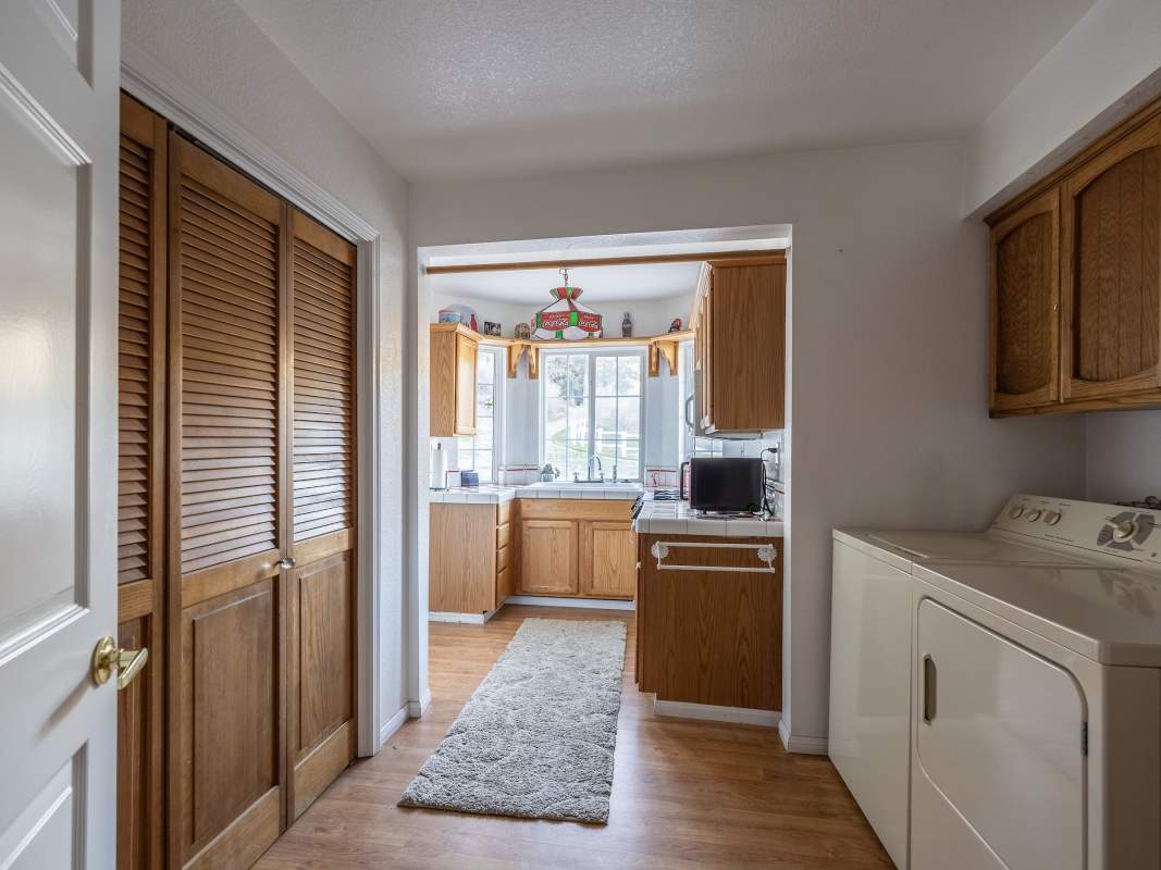 43095 Moonridge Rd 43095 Moonridge Rd