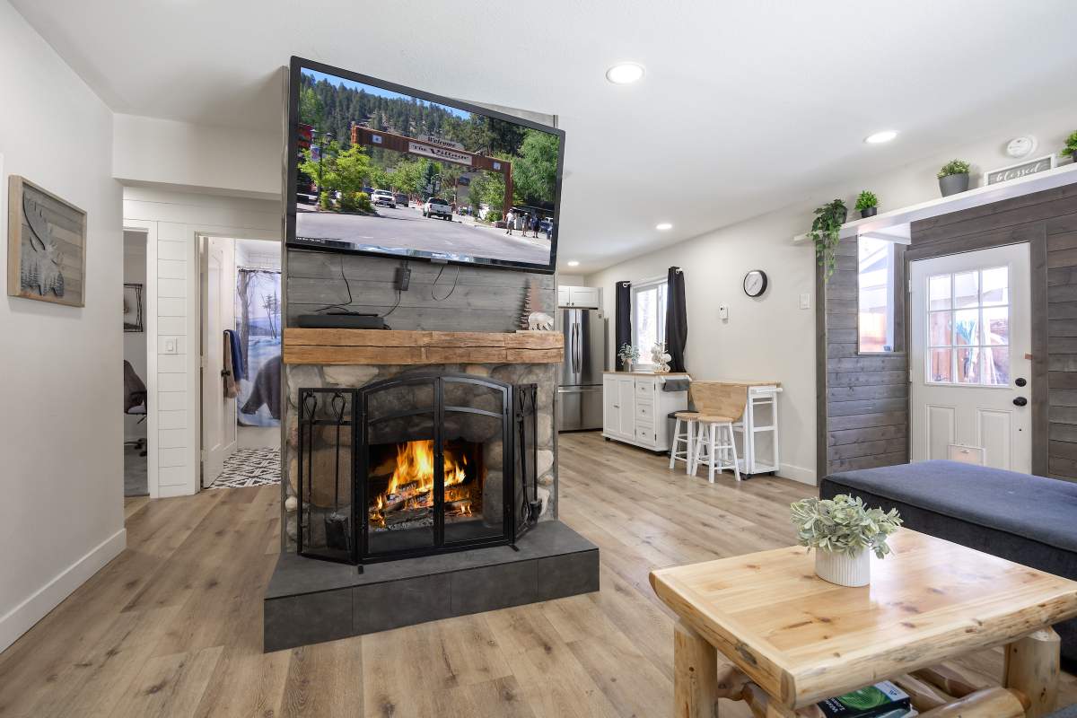 40110 Highland Rd 40110 Highland Rd