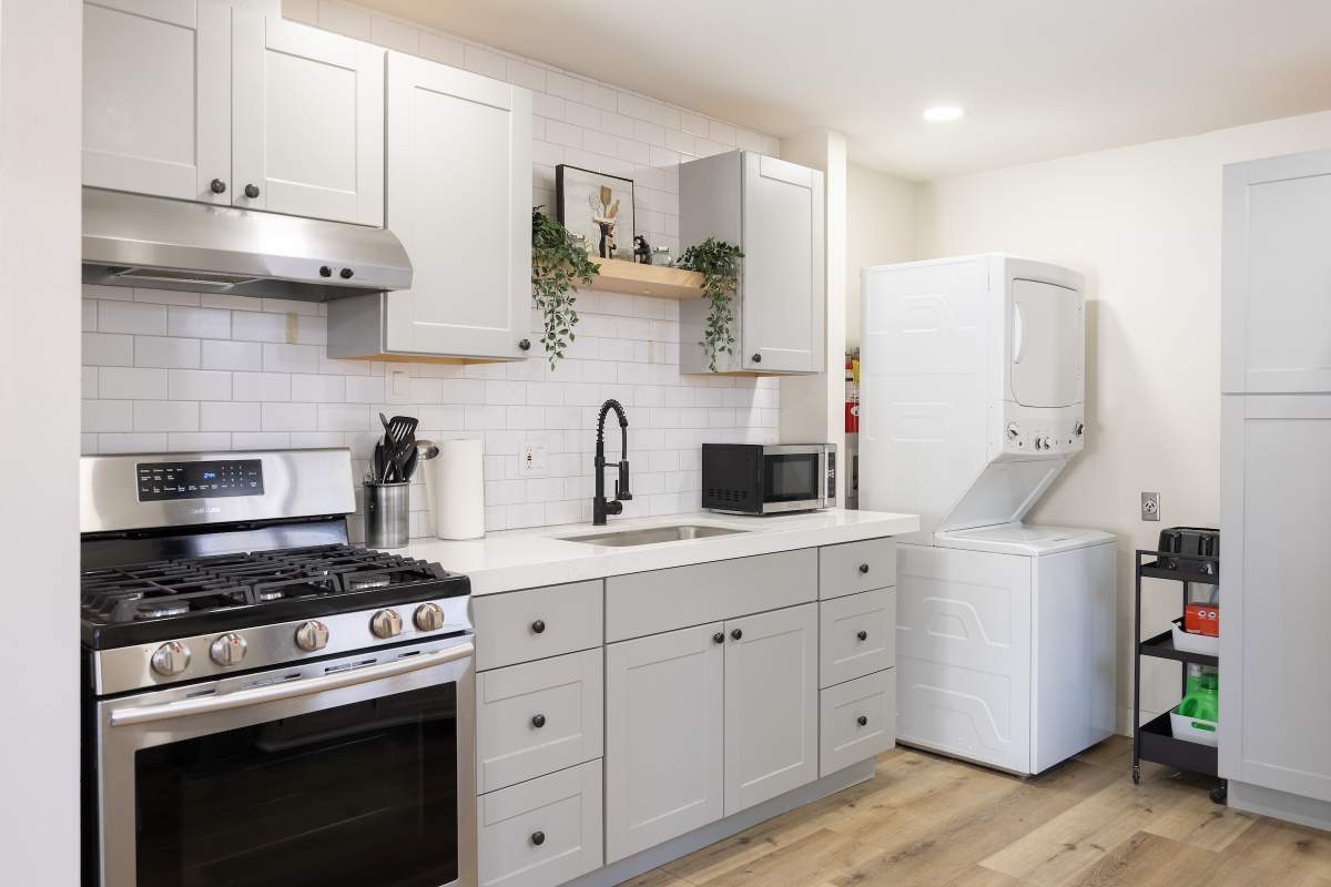 40110 Highland Rd 40110 Highland Rd