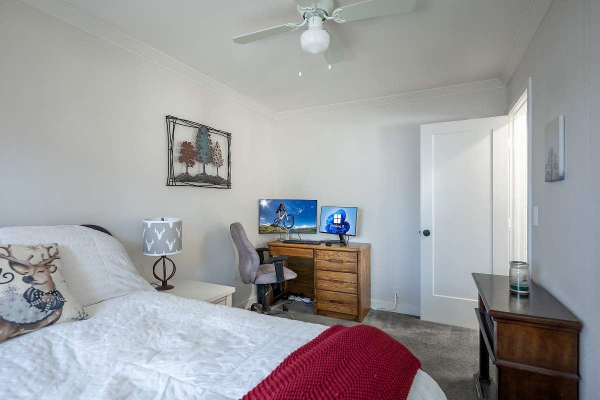 40110 Highland Rd 40110 Highland Rd