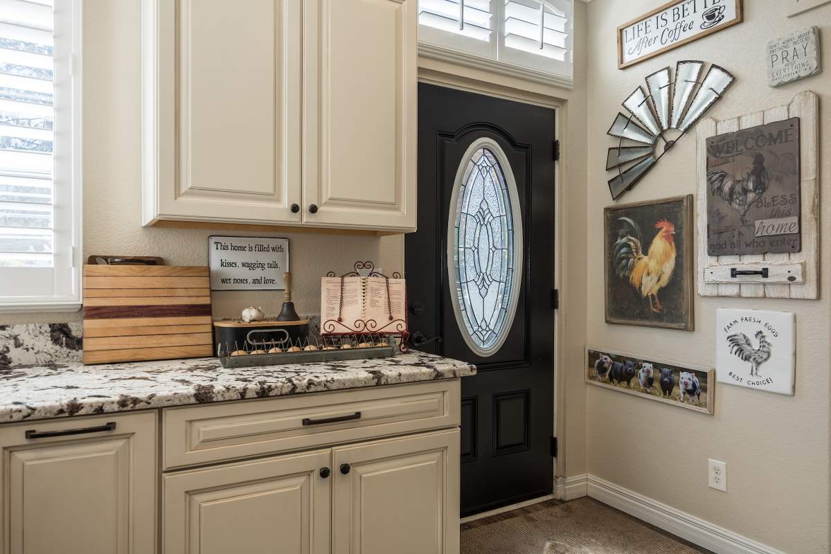 391 Montclair Drive #24 391 Montclair Drive #24