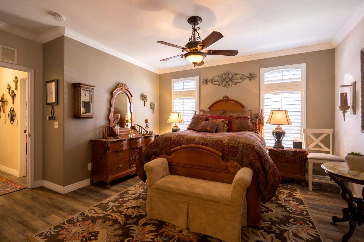 391 Montclair Drive #24 391 Montclair Drive #24