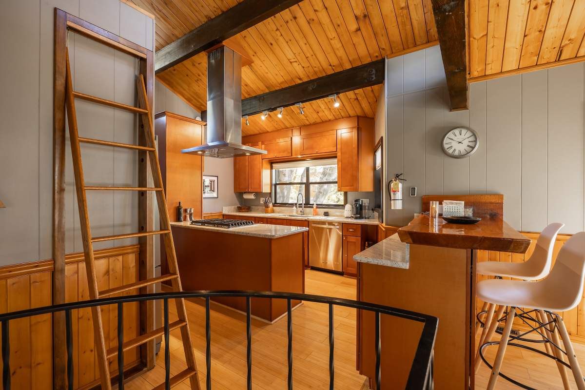 43556 Ridge Crest Dr 43556 Ridge Crest Dr