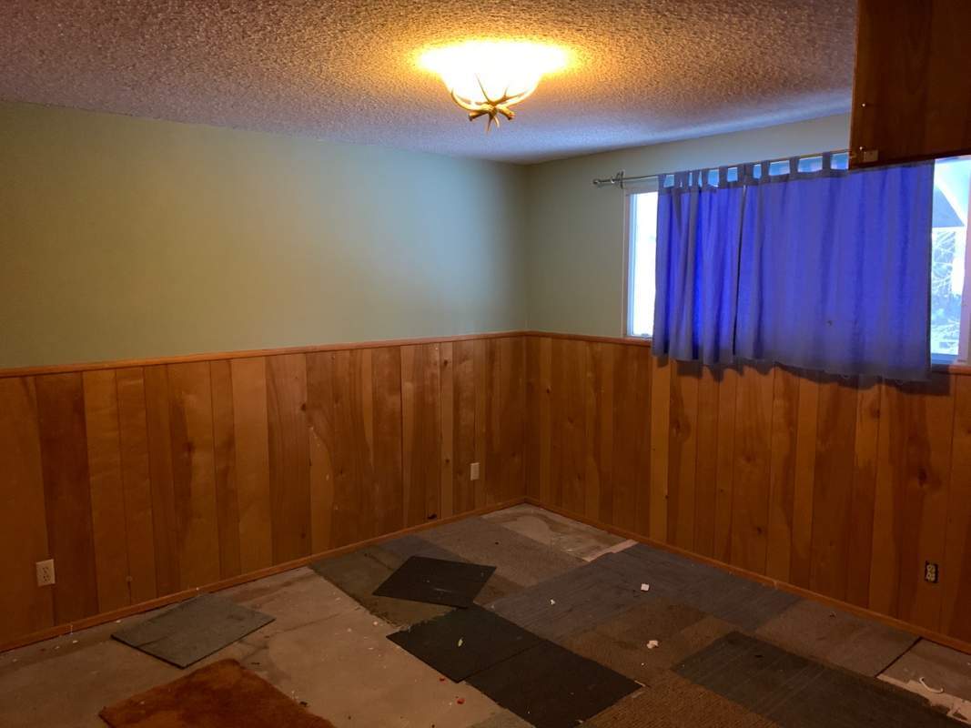 41648 Comstock Ln 41648 Comstock Ln