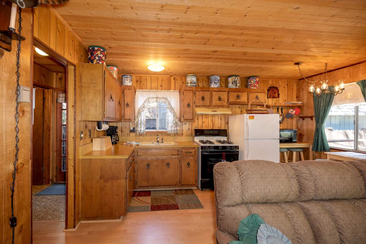 260 Highland Ln 260 Highland Ln