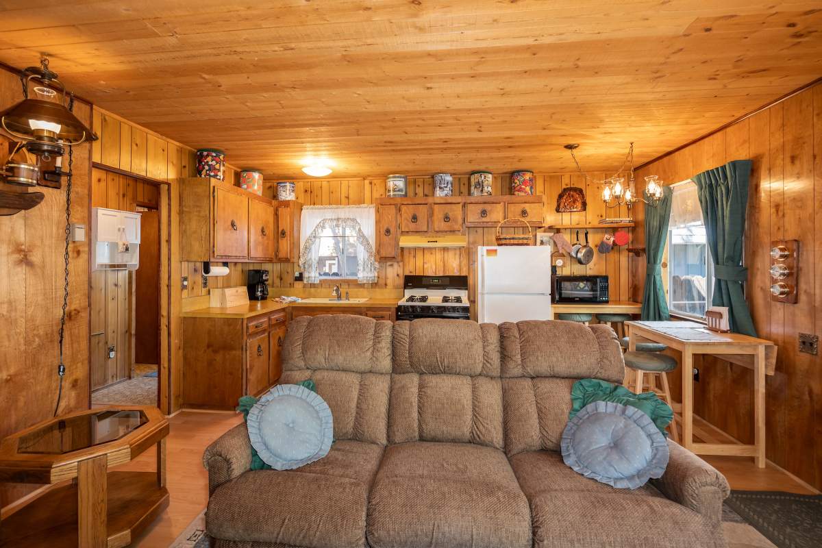 260 Highland Ln 260 Highland Ln